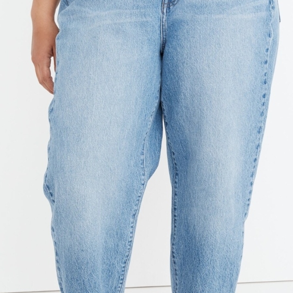Madewell Baggy Tapered Jeans
